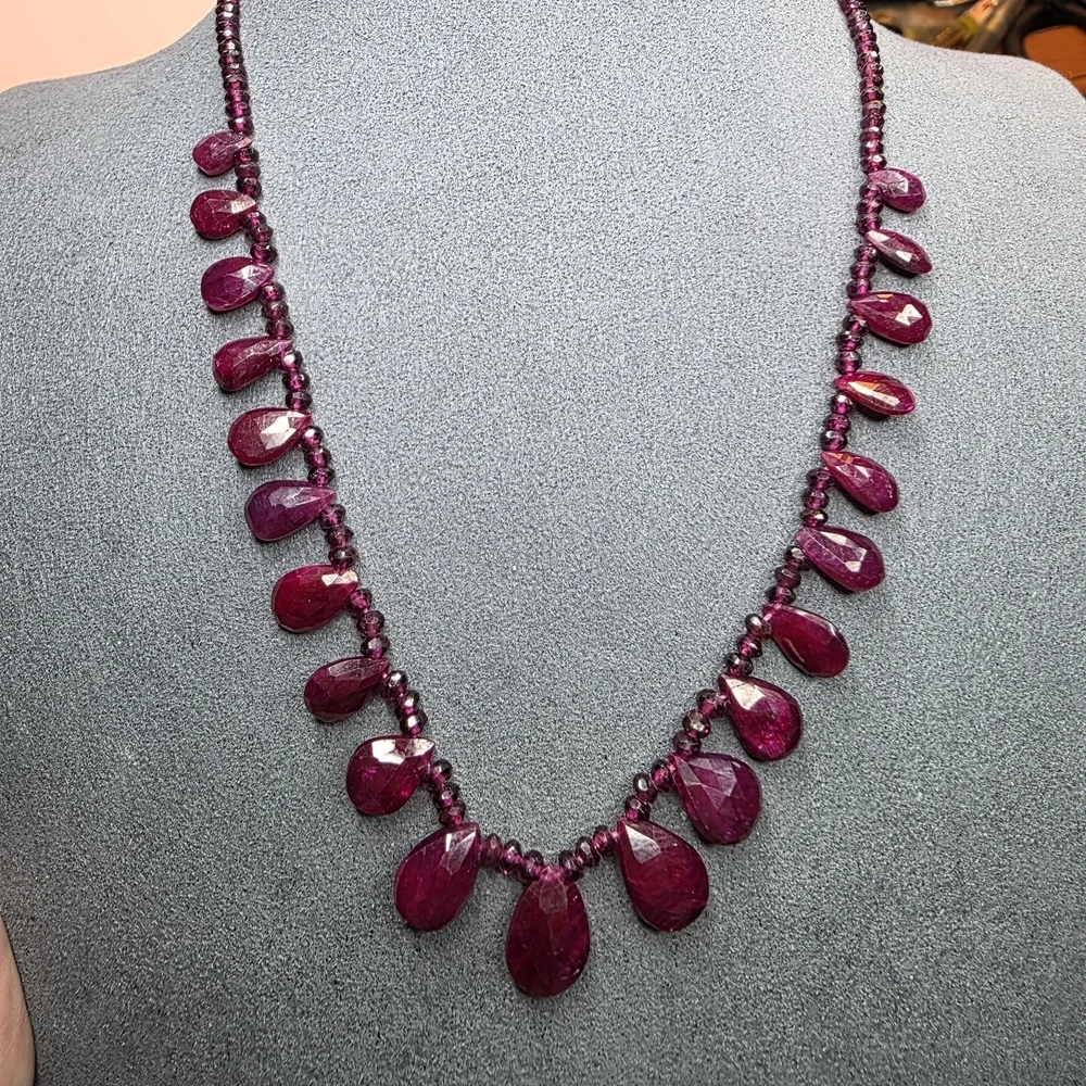 Ruby Red Faceted Teardrop Statement Necklace 16
